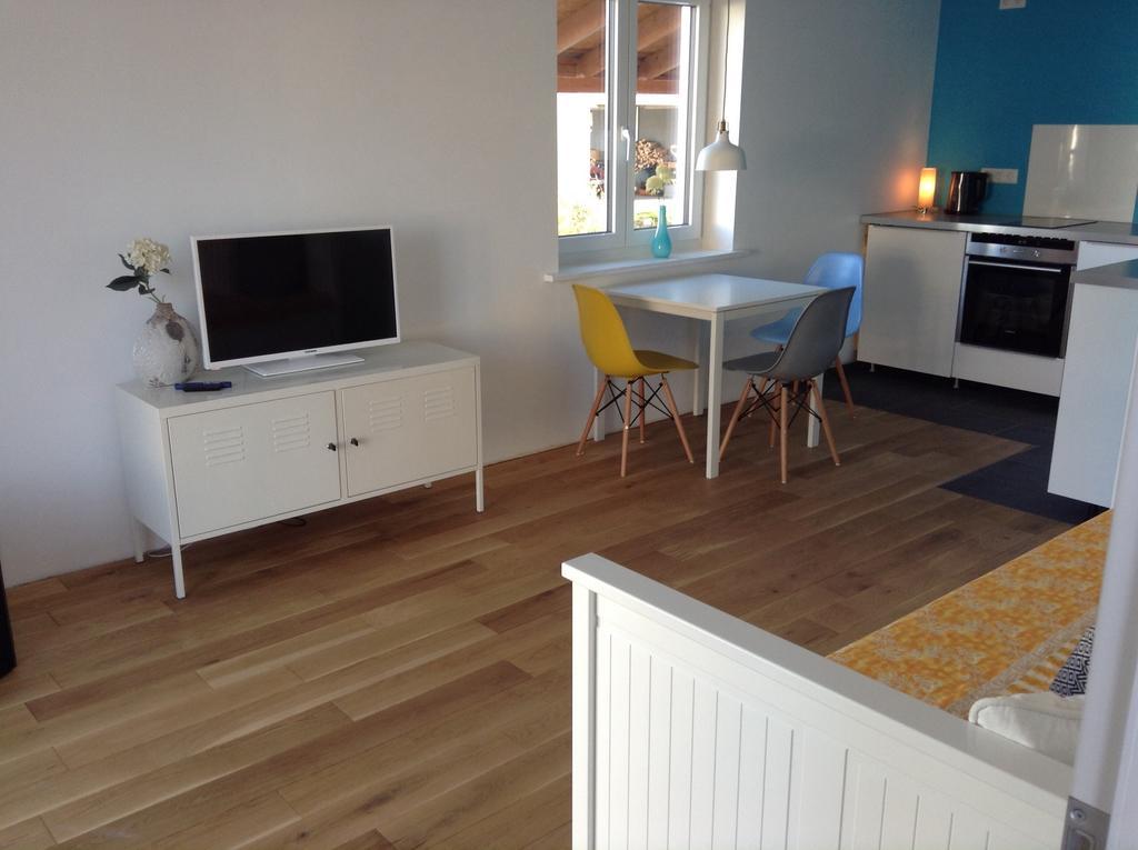 Schlaf Aus Im Schwedenhaus Apartment Eimeldingen Phòng bức ảnh